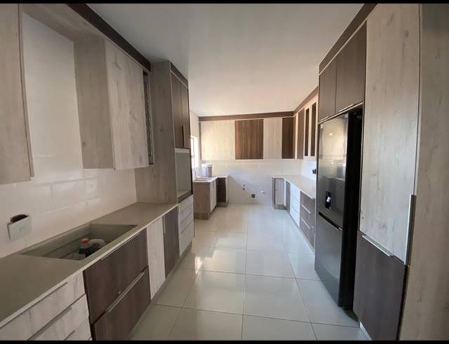 4 BEDROOM HOUSE FOR SALE IN AERORAND